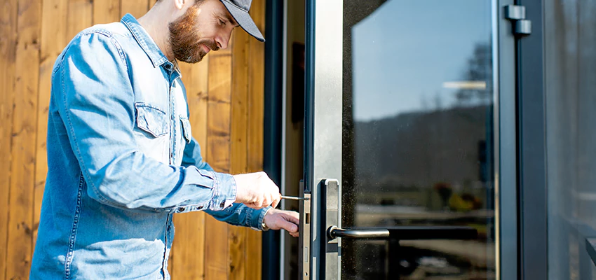 Frameless Glass Storefront Door Locks Replacement in Pico Rivera, CA