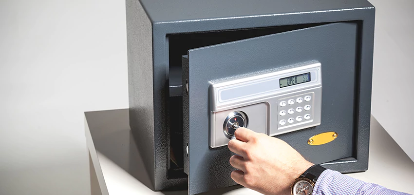 Jewelry Safe Unlocking Service in Pico Rivera, California
