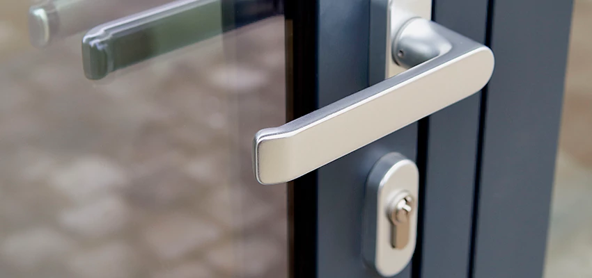 Broken Door Lock Cylinder Repair in Pico Rivera, California